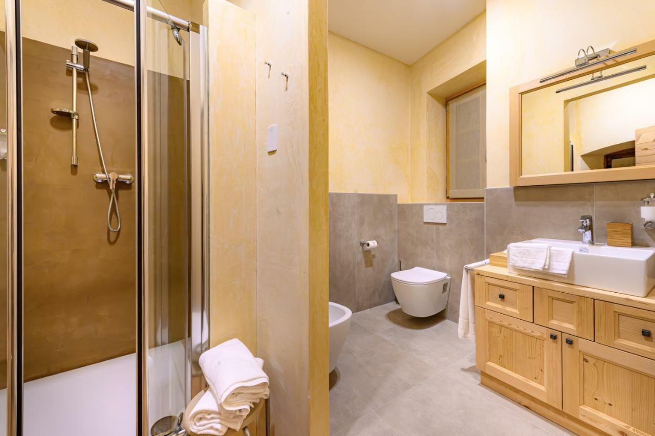 B&B Antica Residenza Centro Storico ตีราโน ภายนอก รูปภาพ